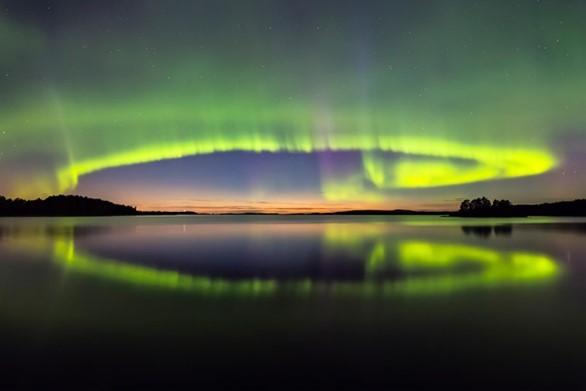 decorative; northern lights no a lake